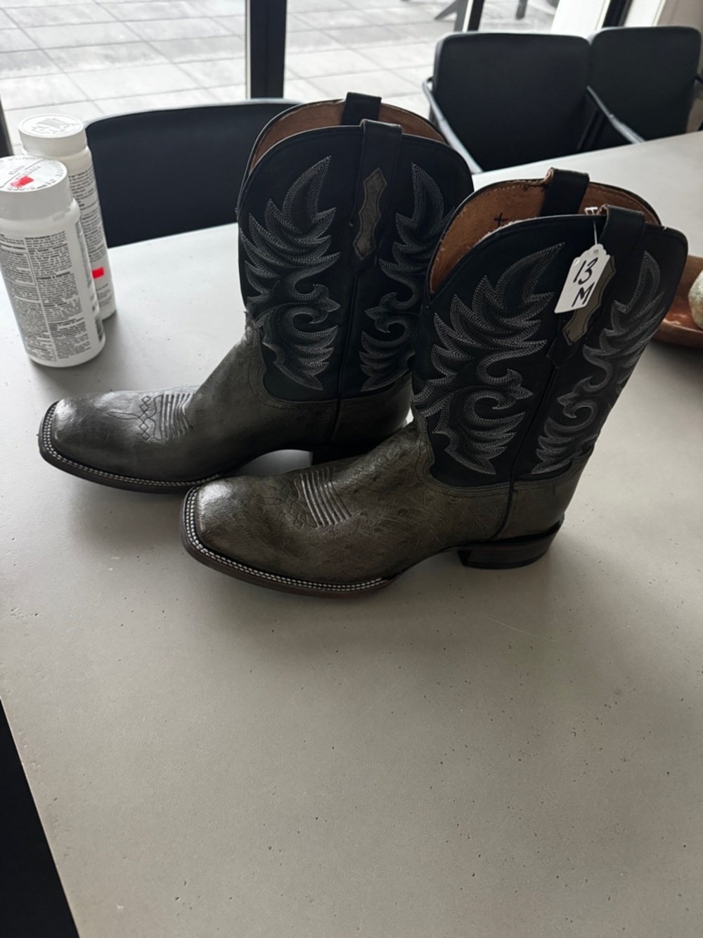 Men's Western Size 13 Pull-On Boots in Gray and Black - Picture 2 of 4
